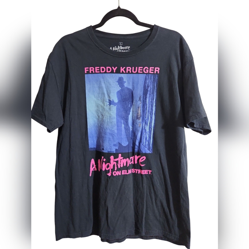 A Nightmare On Elm Street Tee - Picture 1 of 3